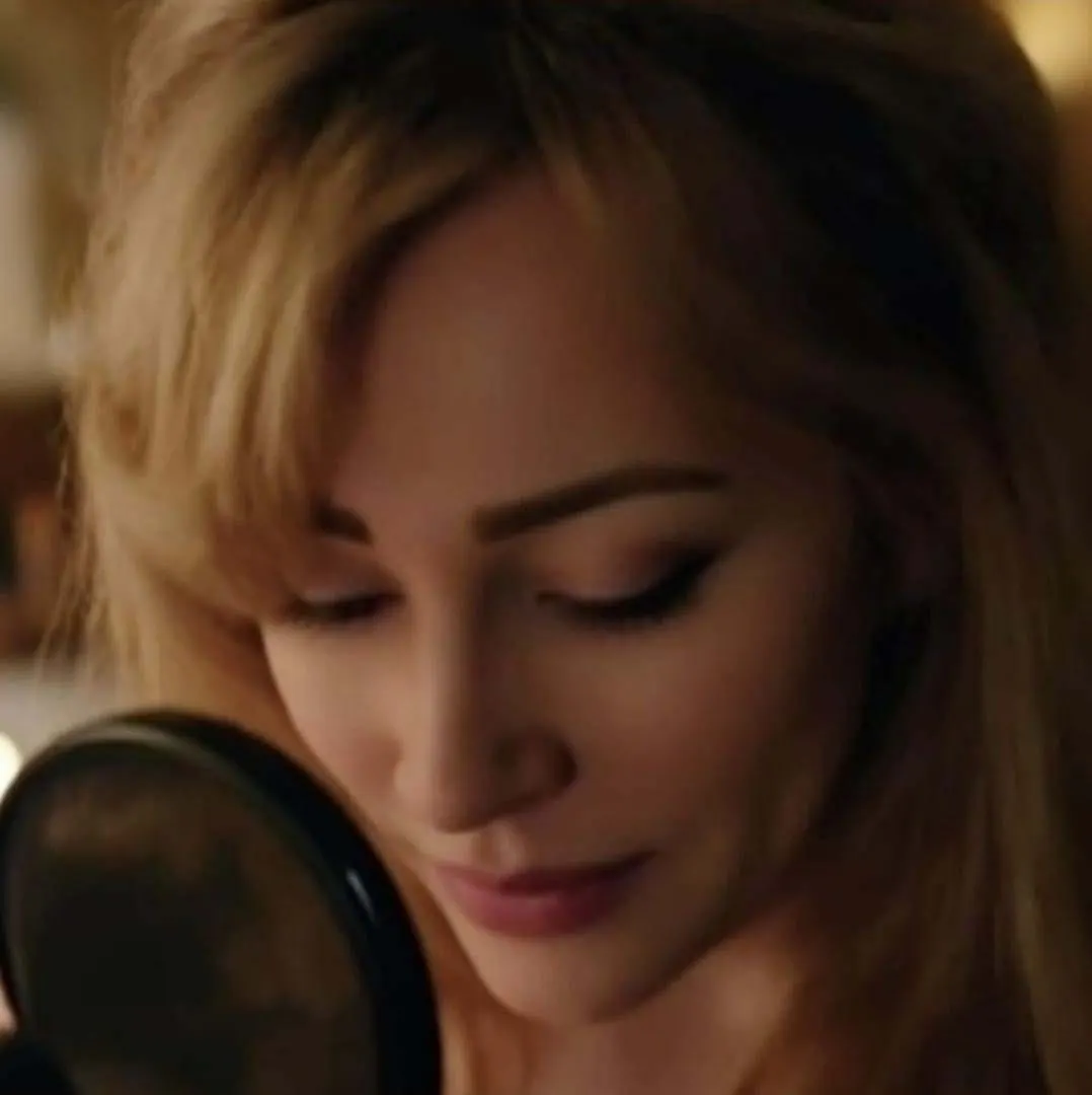 Close portrait of Gloria May Byron with her eyes closed